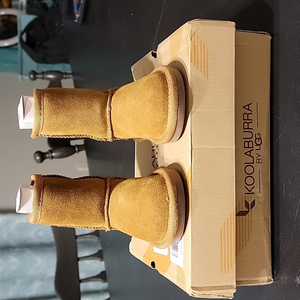 UGG Koolaberra Classic II Weather Short chestnut color boots size 6 - Picture 2 of 12